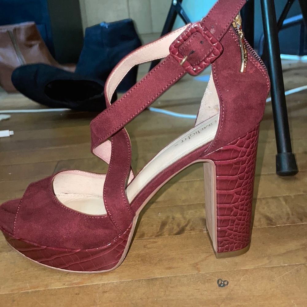 Burgundy High heels - brand new